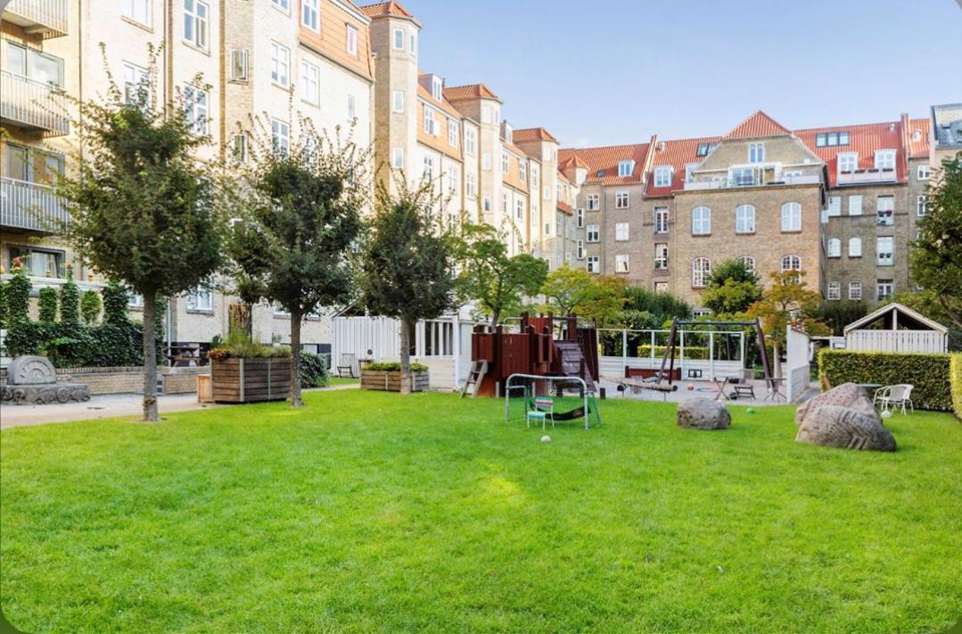 Frederiksberg Apartment Копенхаген Екстериор снимка