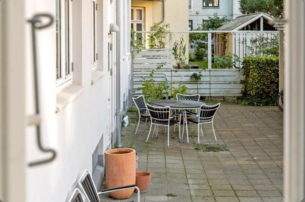 Frederiksberg Apartment Копенхаген Екстериор снимка